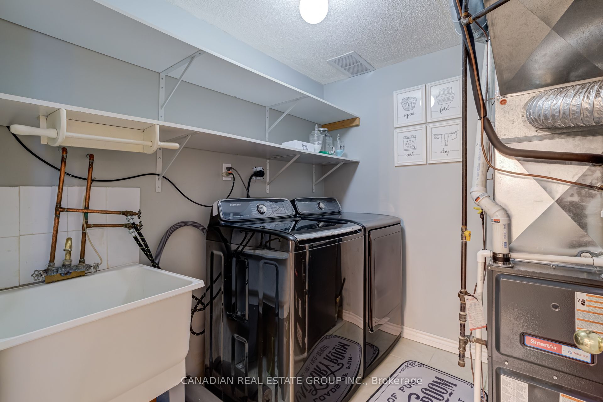 1148 Charlton Way Property Photo 27