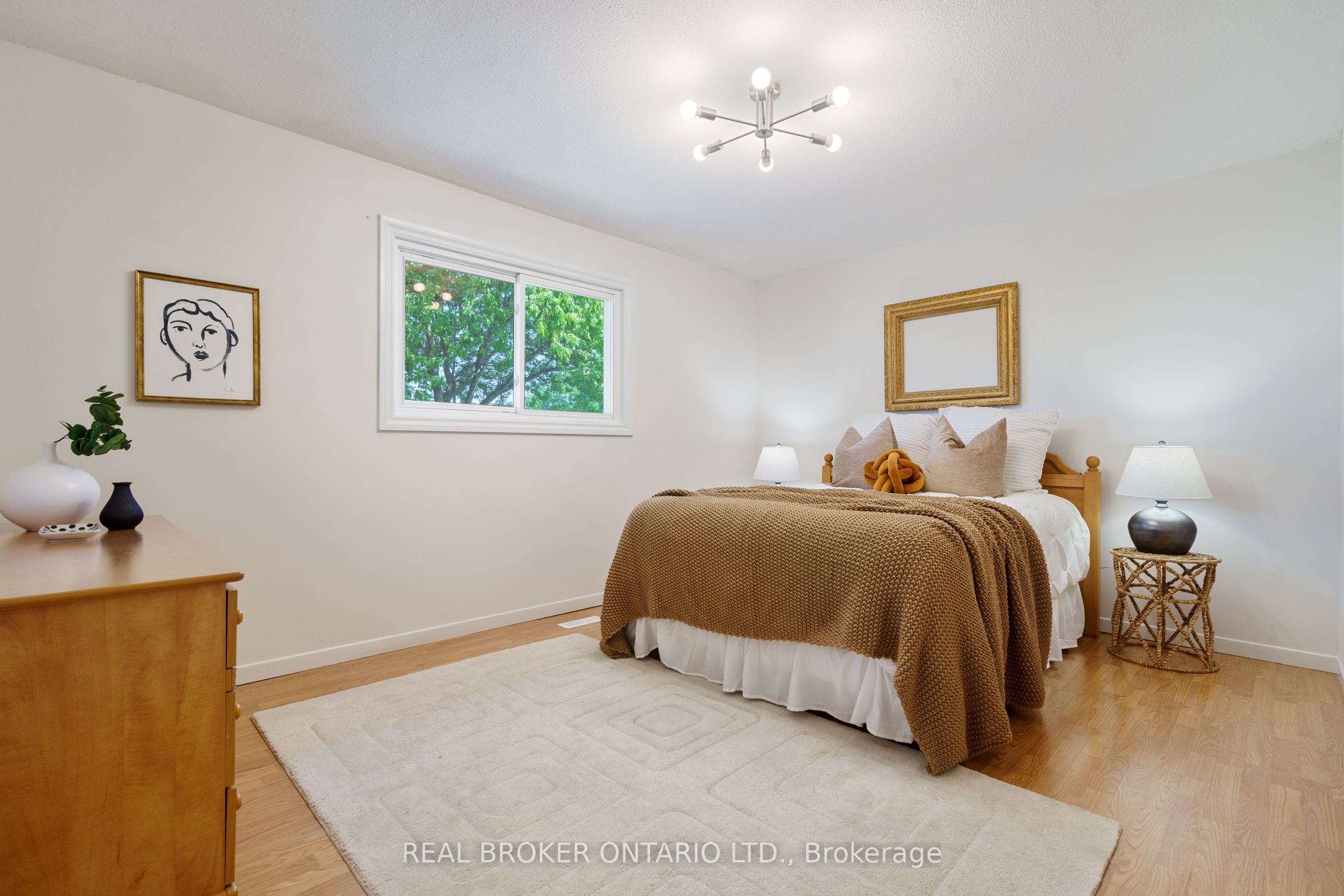 3120 Bentworth Drive Property Photo 12