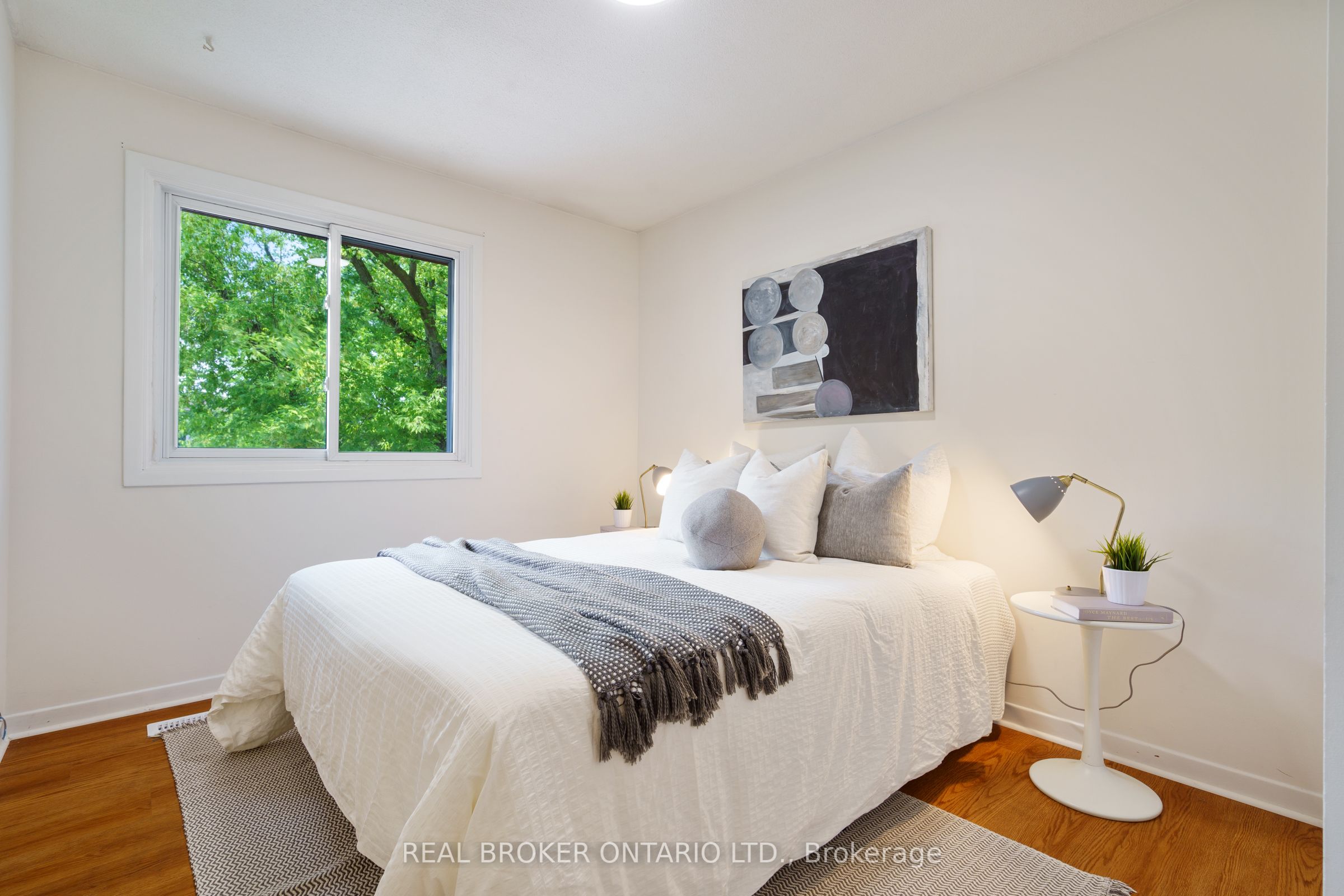 3120 Bentworth Drive Property Photo 14