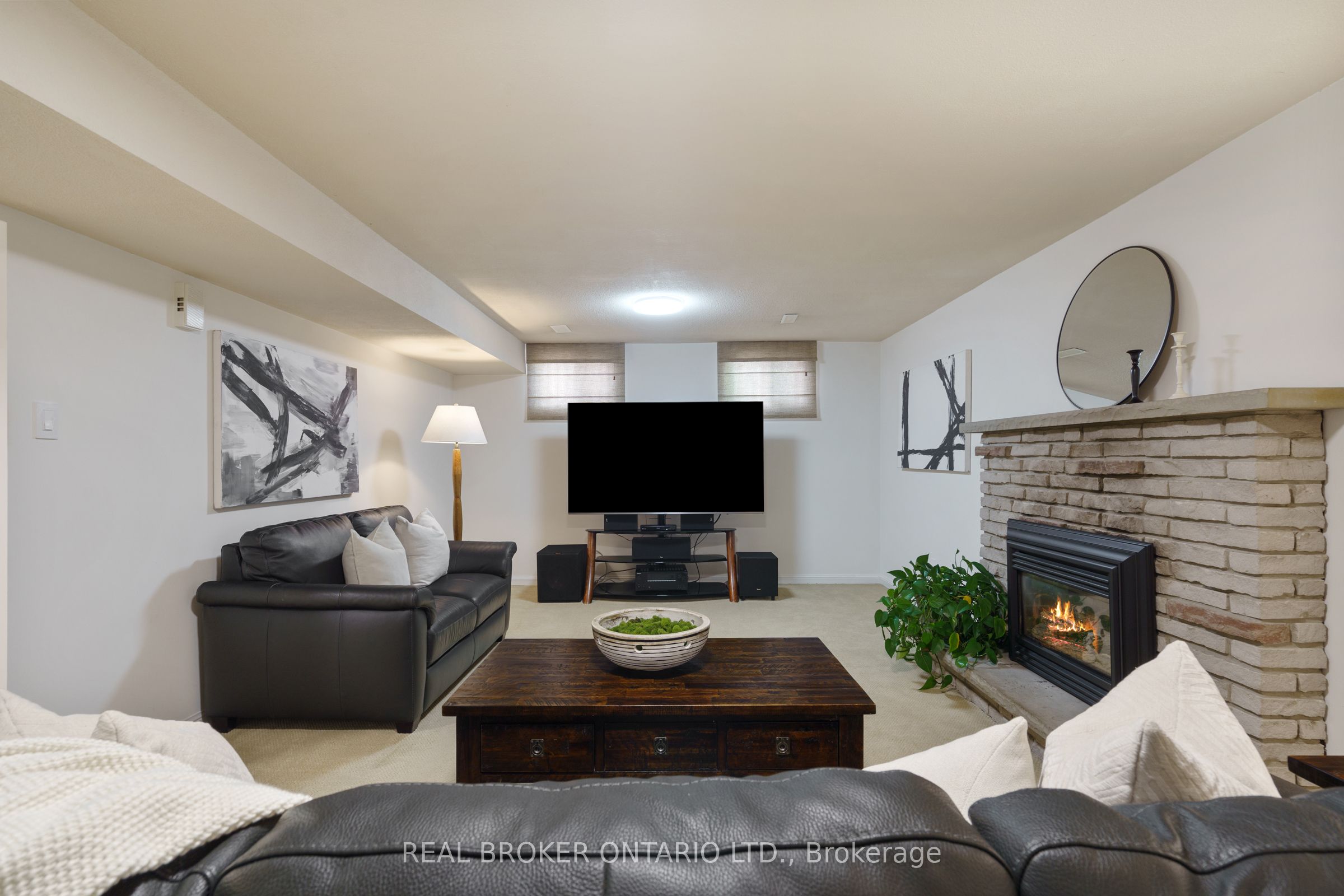 3120 Bentworth Drive Property Photo 22