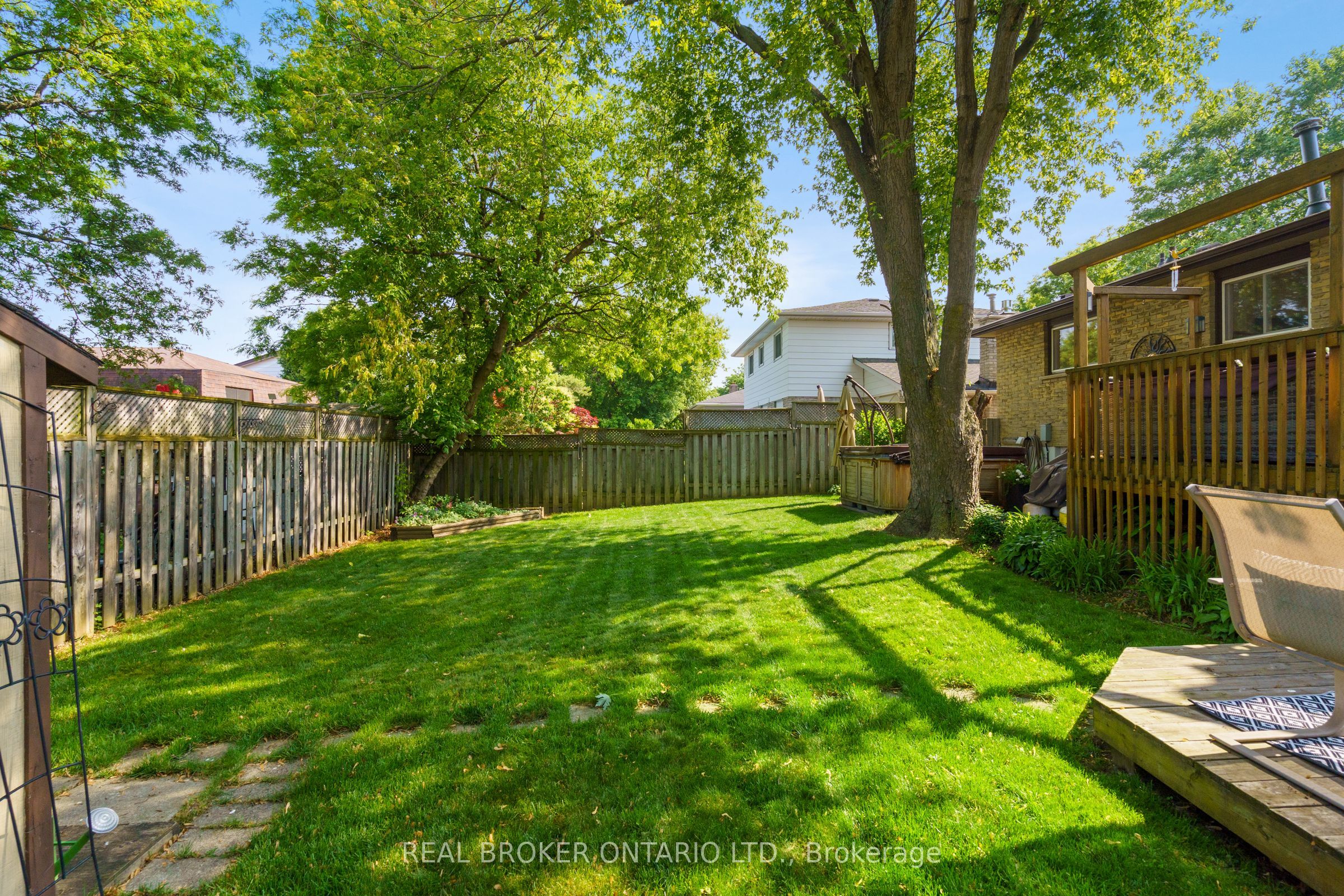 3120 Bentworth Drive Property Photo 27