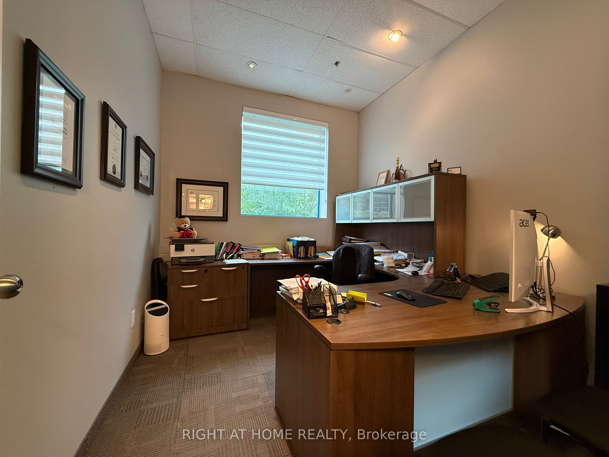 #3 - 300 Supertest Road Property Photo 10