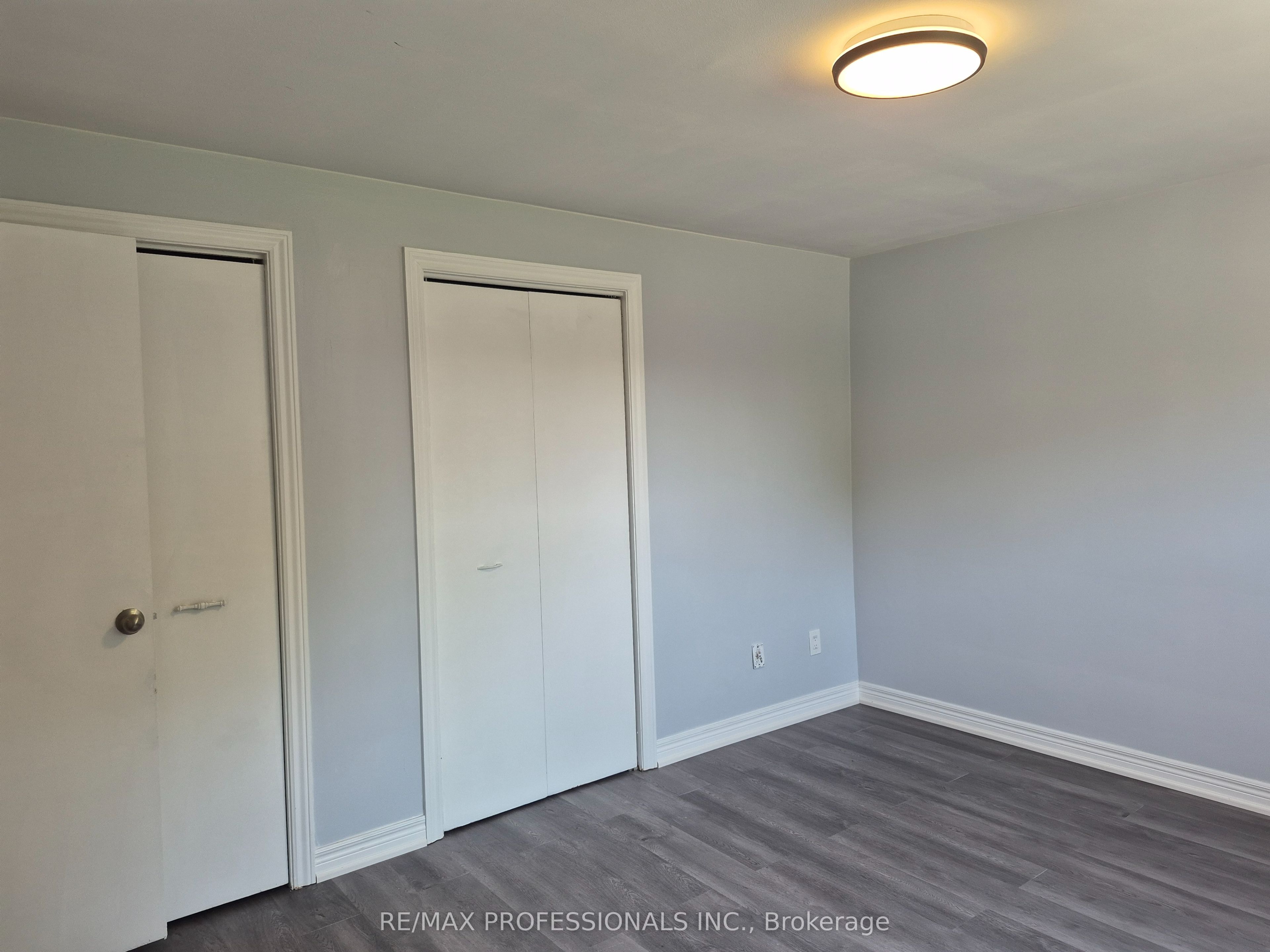 9 Branch Avenue Lower Property Photo 10