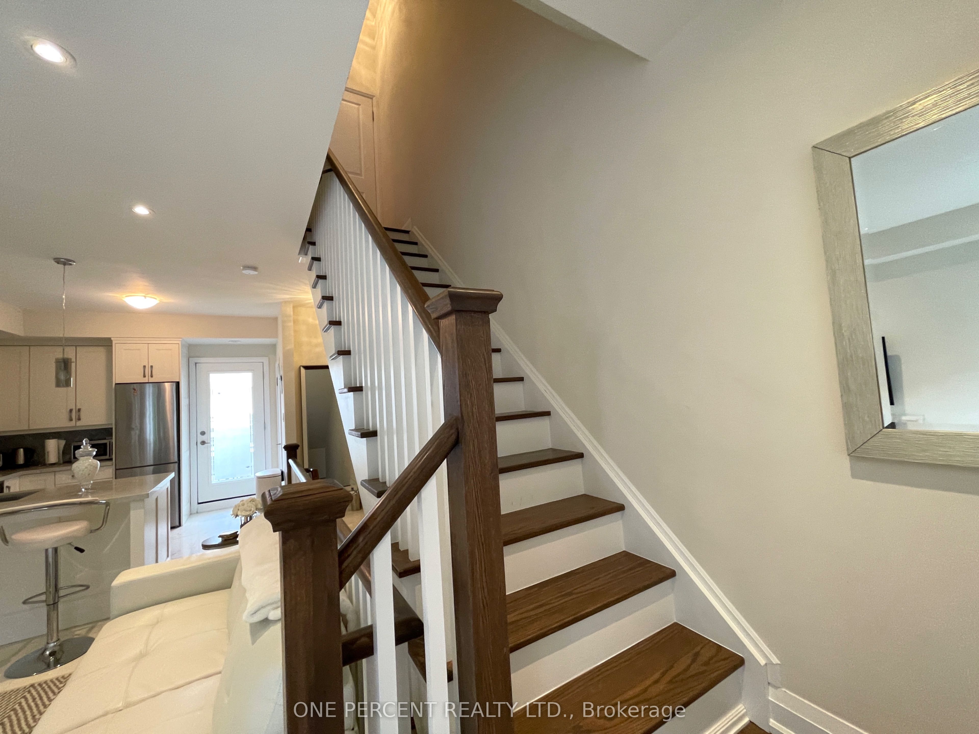 #12 - 3077 Cawthra Road Property Photo 20
