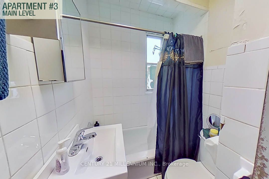 1353 Weston Road Property Photo 15