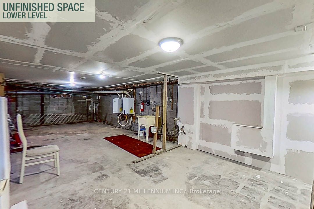 1353 Weston Road Property Photo 22