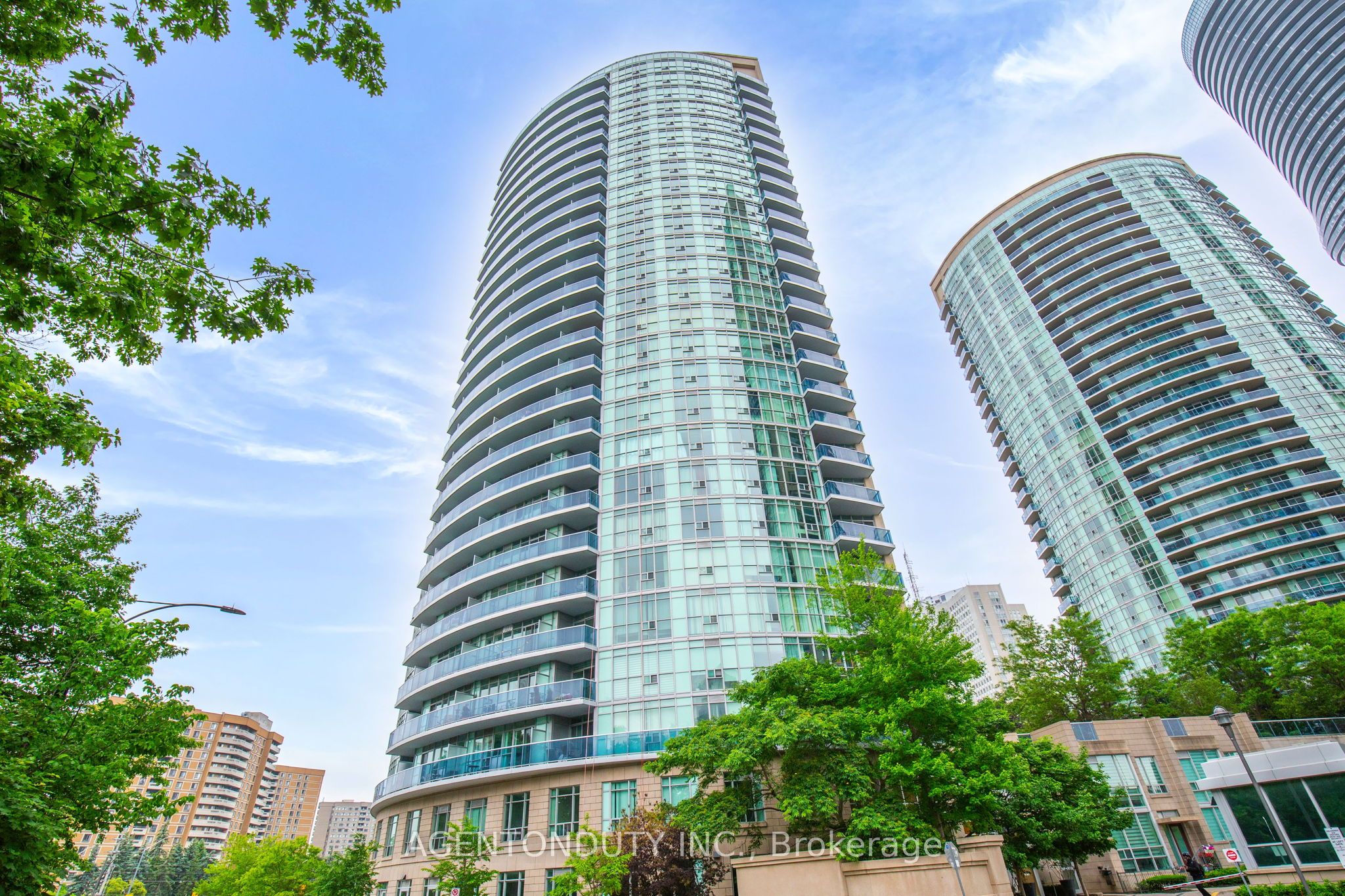 90 Absolute Ave Property Photo 1
