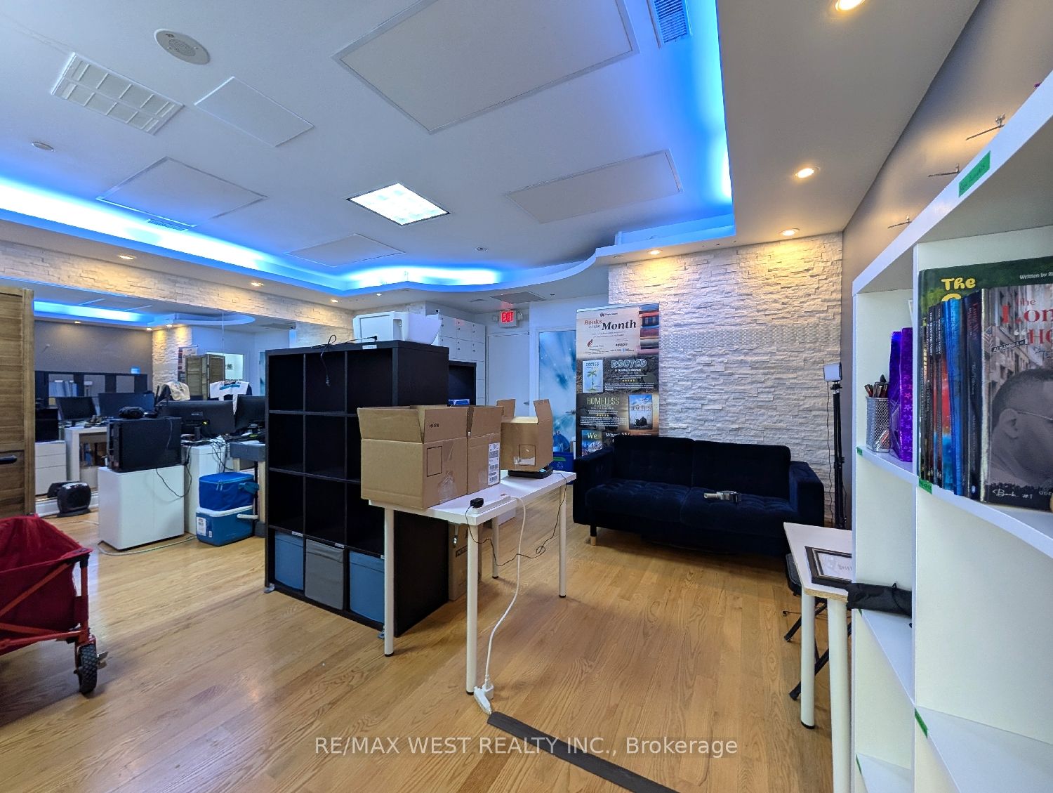 413 Keele Street Property Photo 14