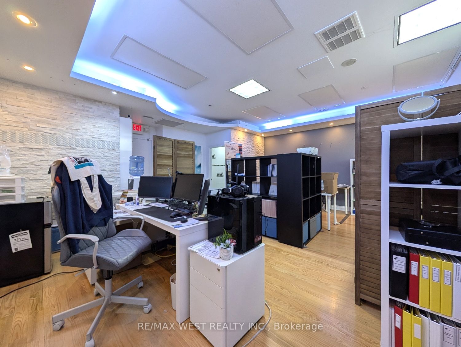 413 Keele Street Property Photo 15