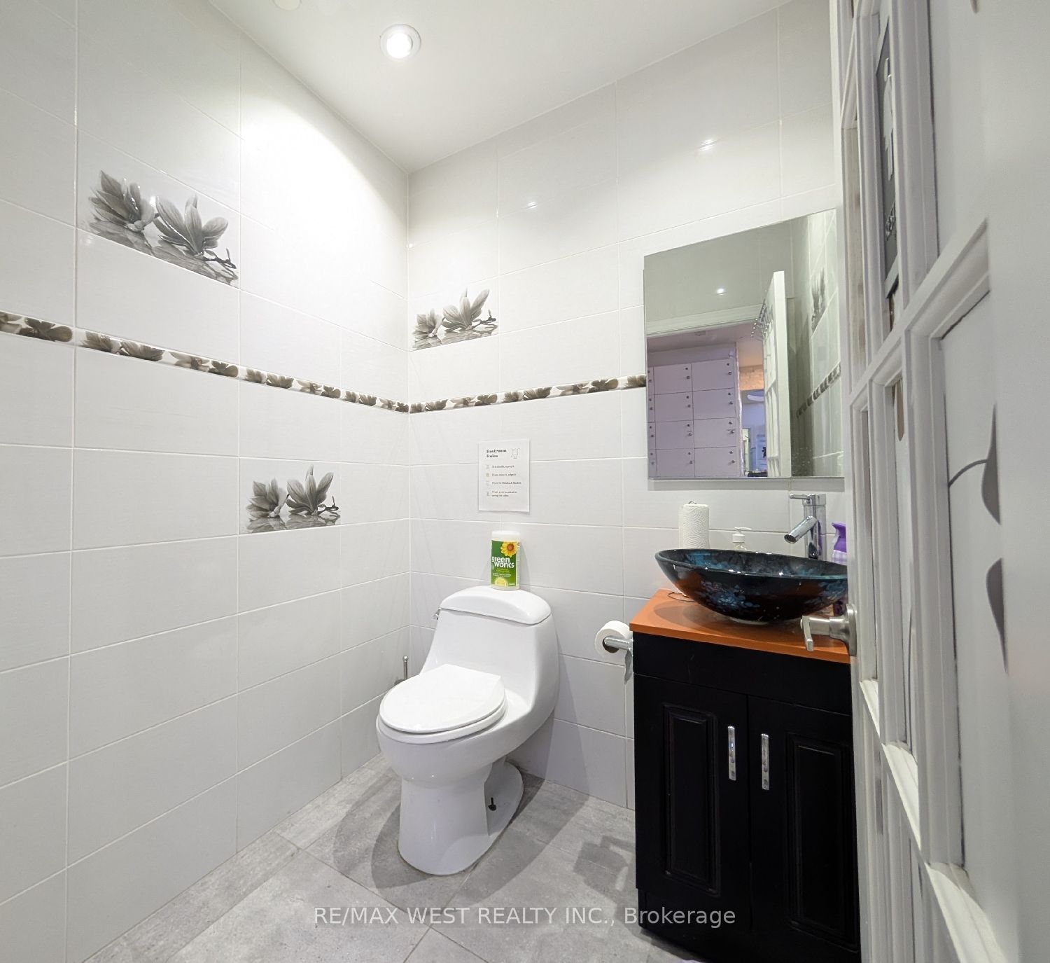 413 Keele Street Property Photo 17
