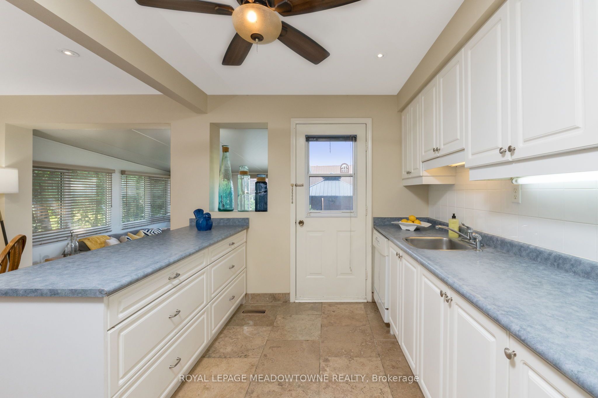 30 Lesbury Avenue Property Photo 10