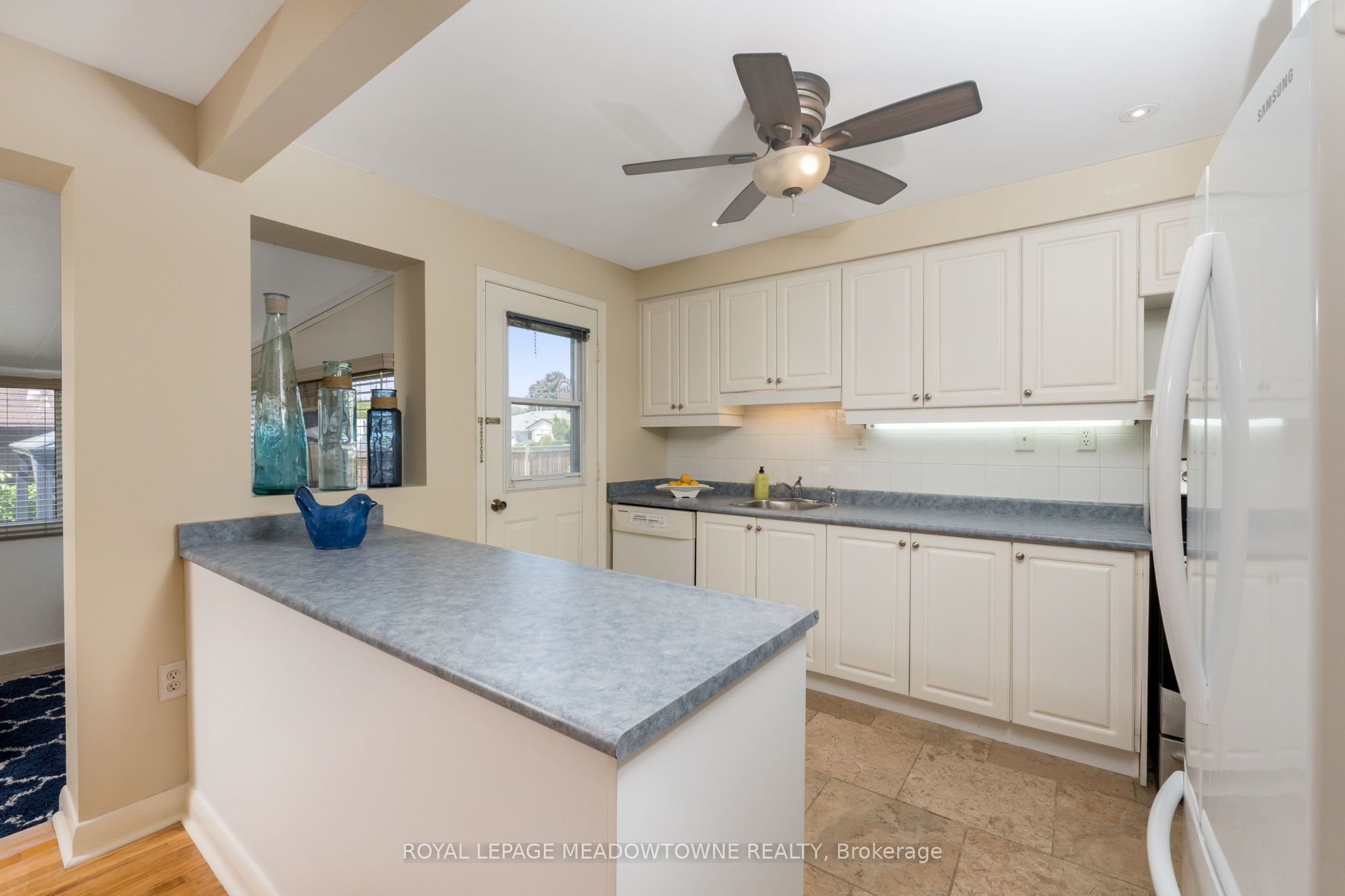 30 Lesbury Avenue Property Photo 11