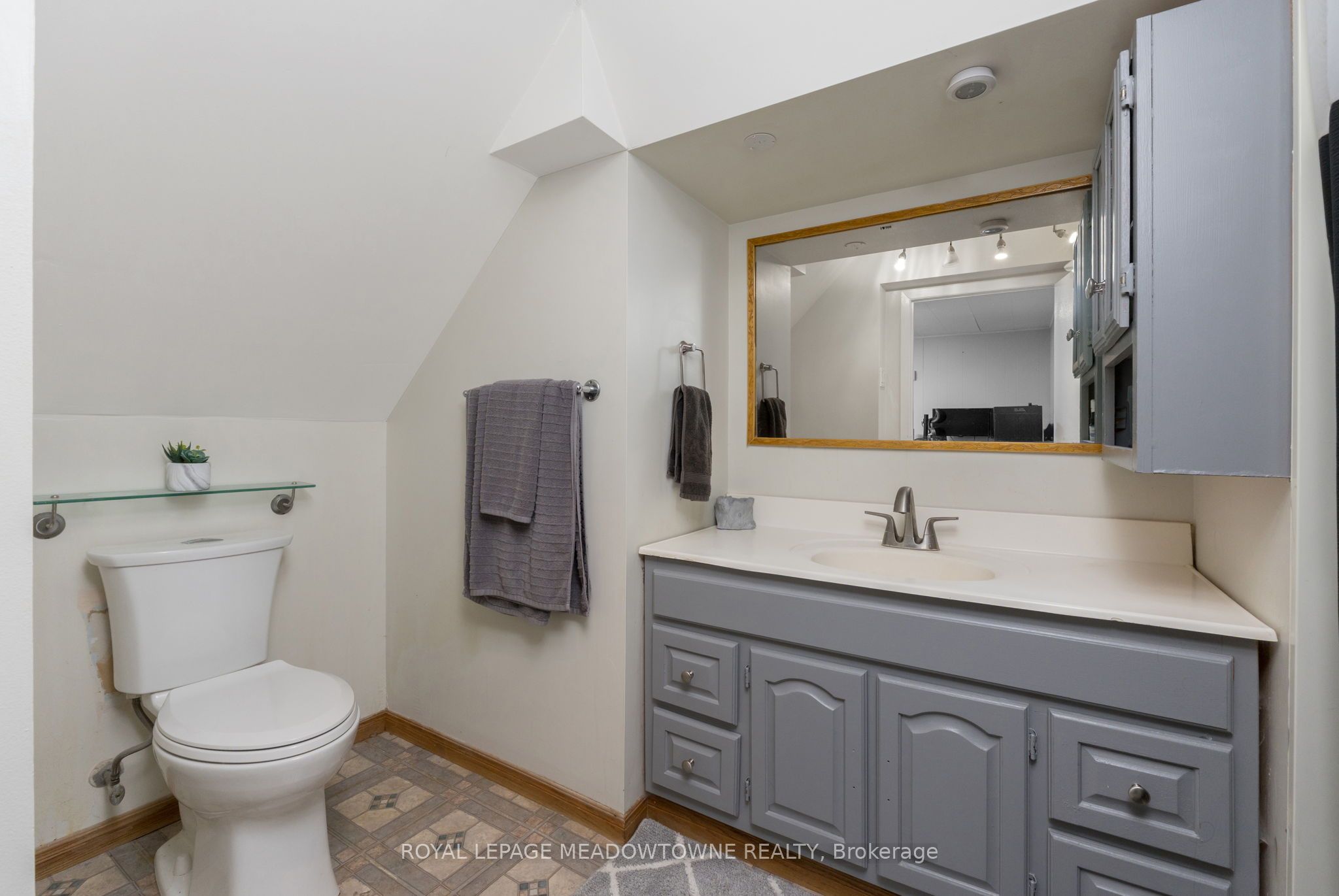 30 Lesbury Avenue Property Photo 27