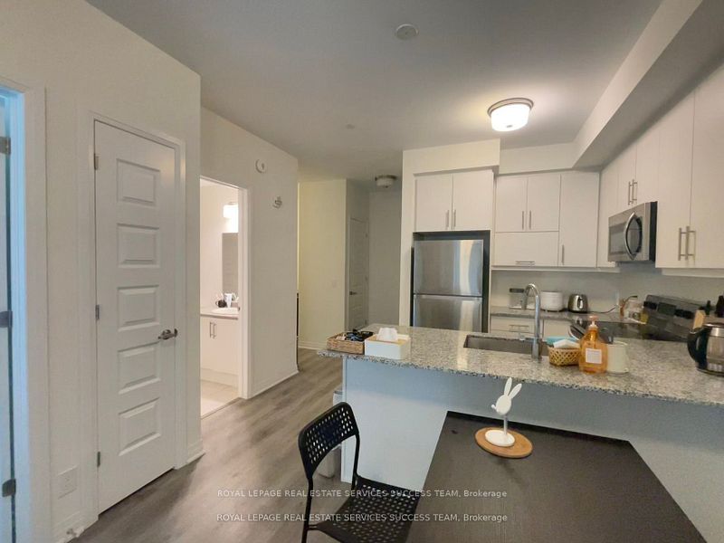 128 Grovewood Common N/a 325 Property Photo 5