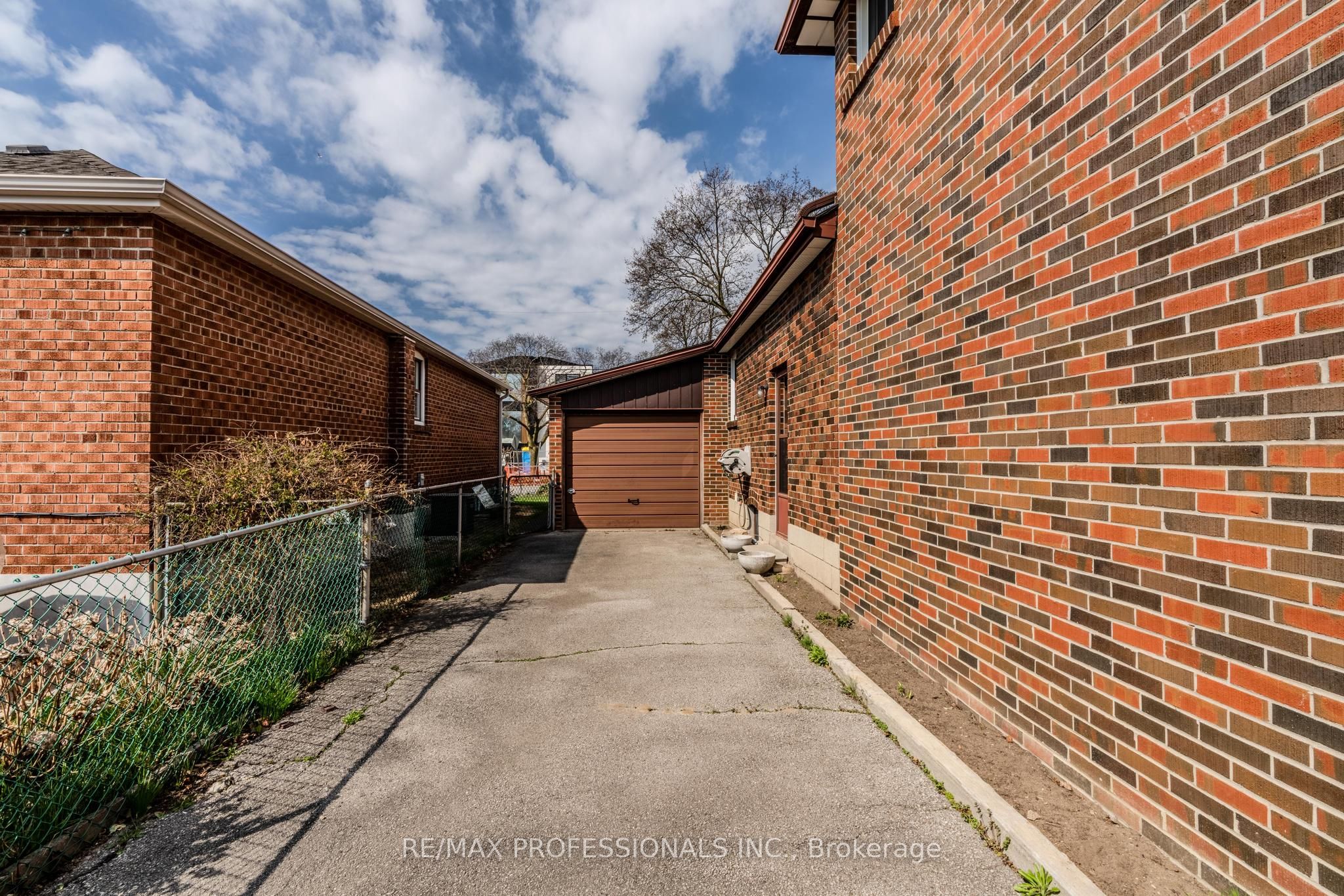 45 Chartwell Road Property Photo 10