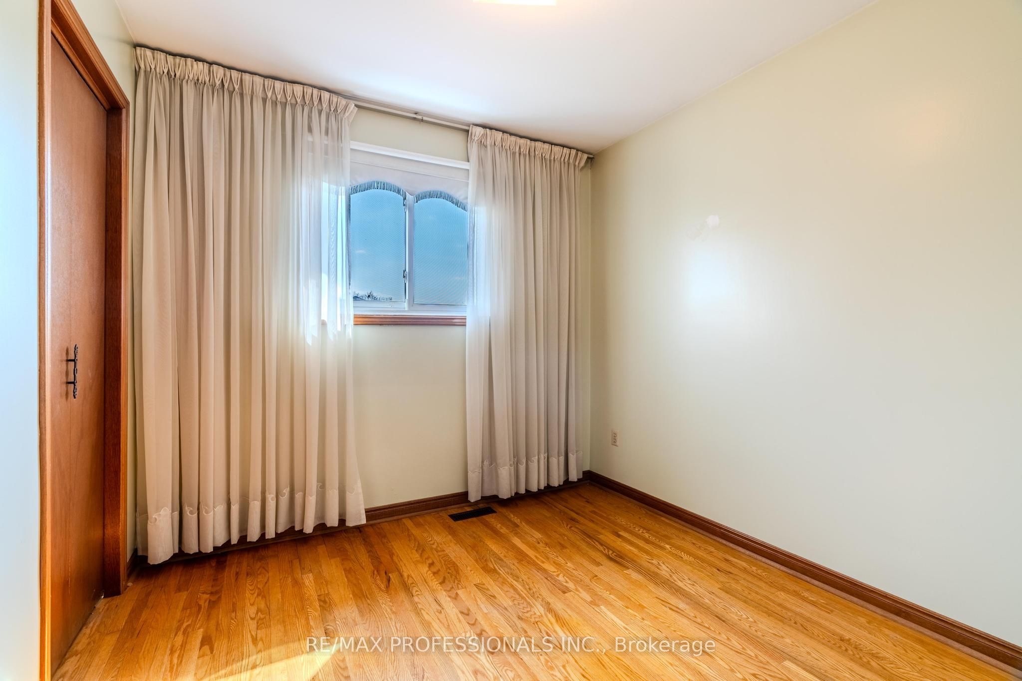 45 Chartwell Road Property Photo 18