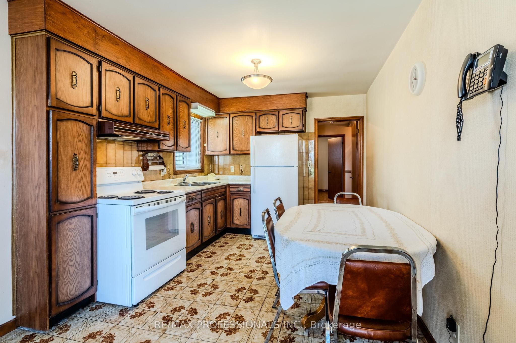 45 Chartwell Road Property Photo 40