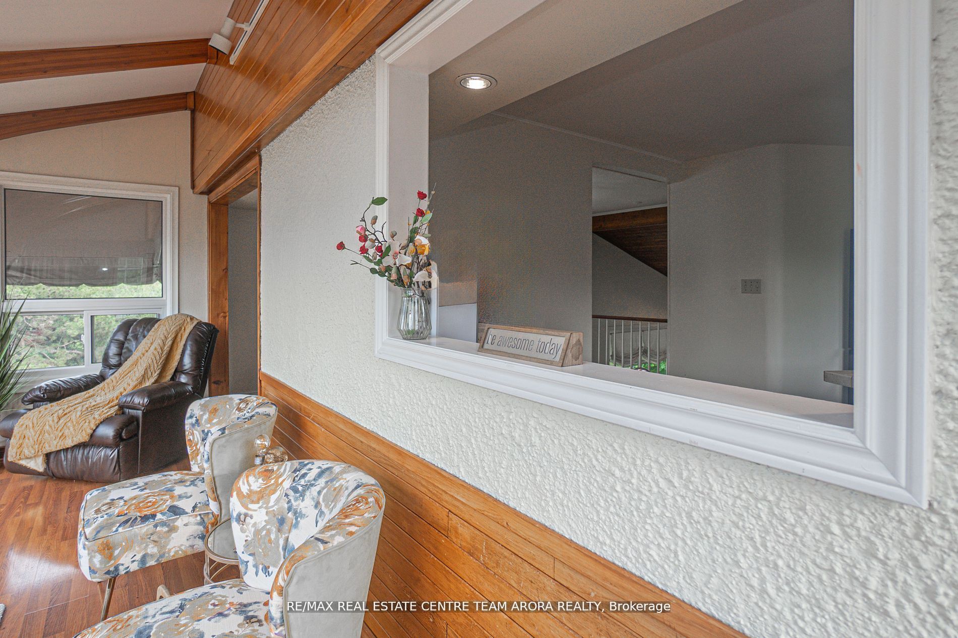 10799 15 Side Road Property Photo 16