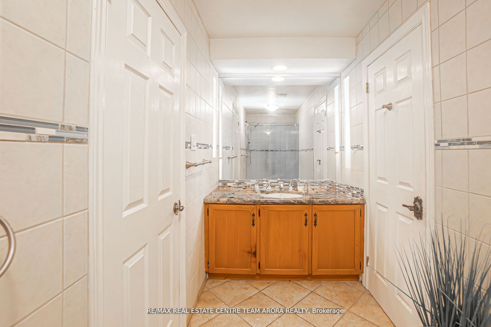 10799 15 Side Road Property Photo 18