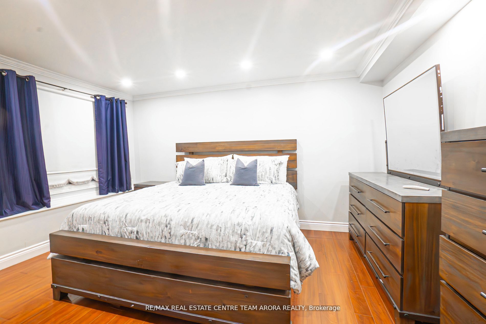 10799 15 Side Road Property Photo 24