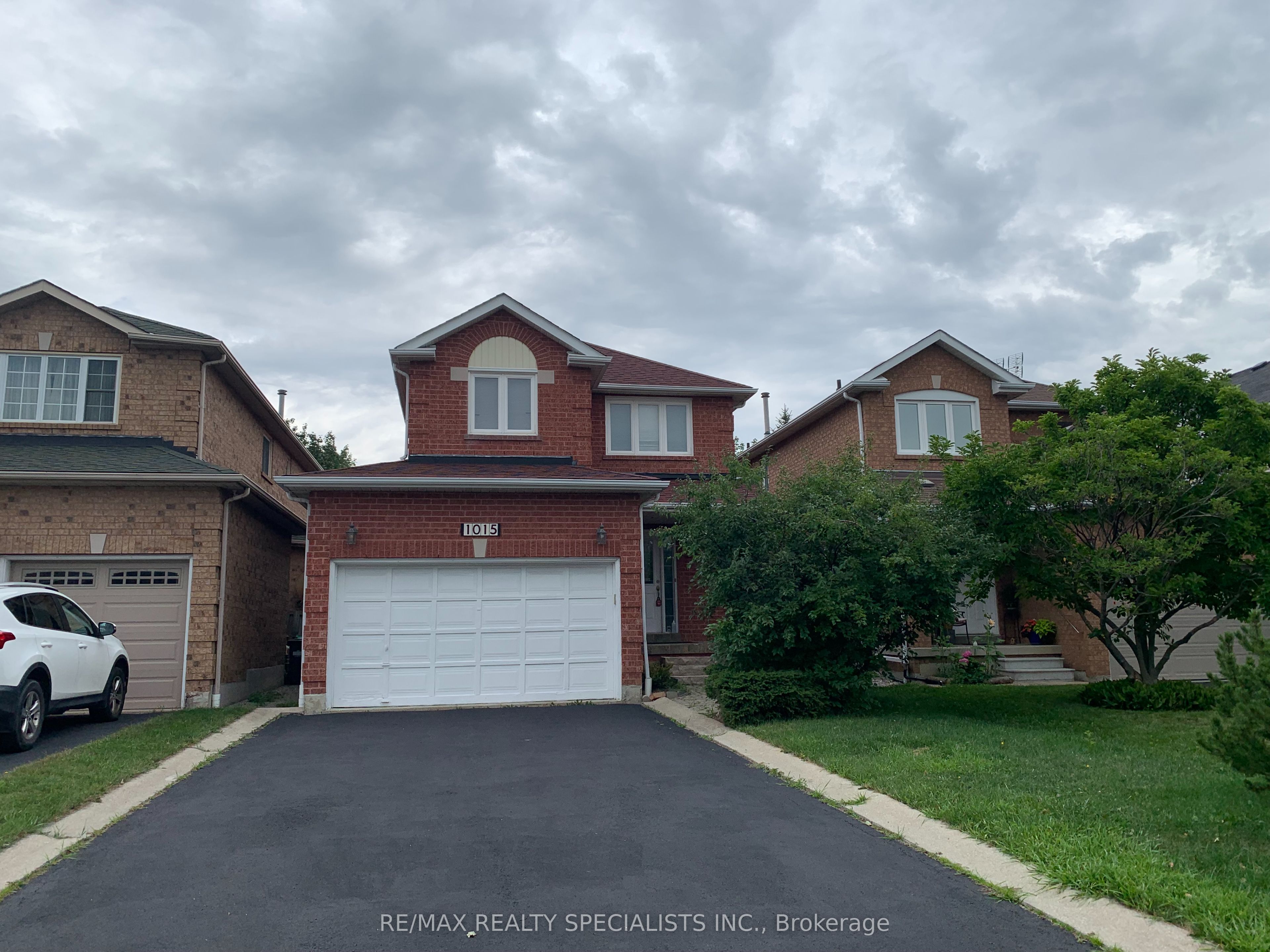 1015 Fernandez Drive Property Photo 1