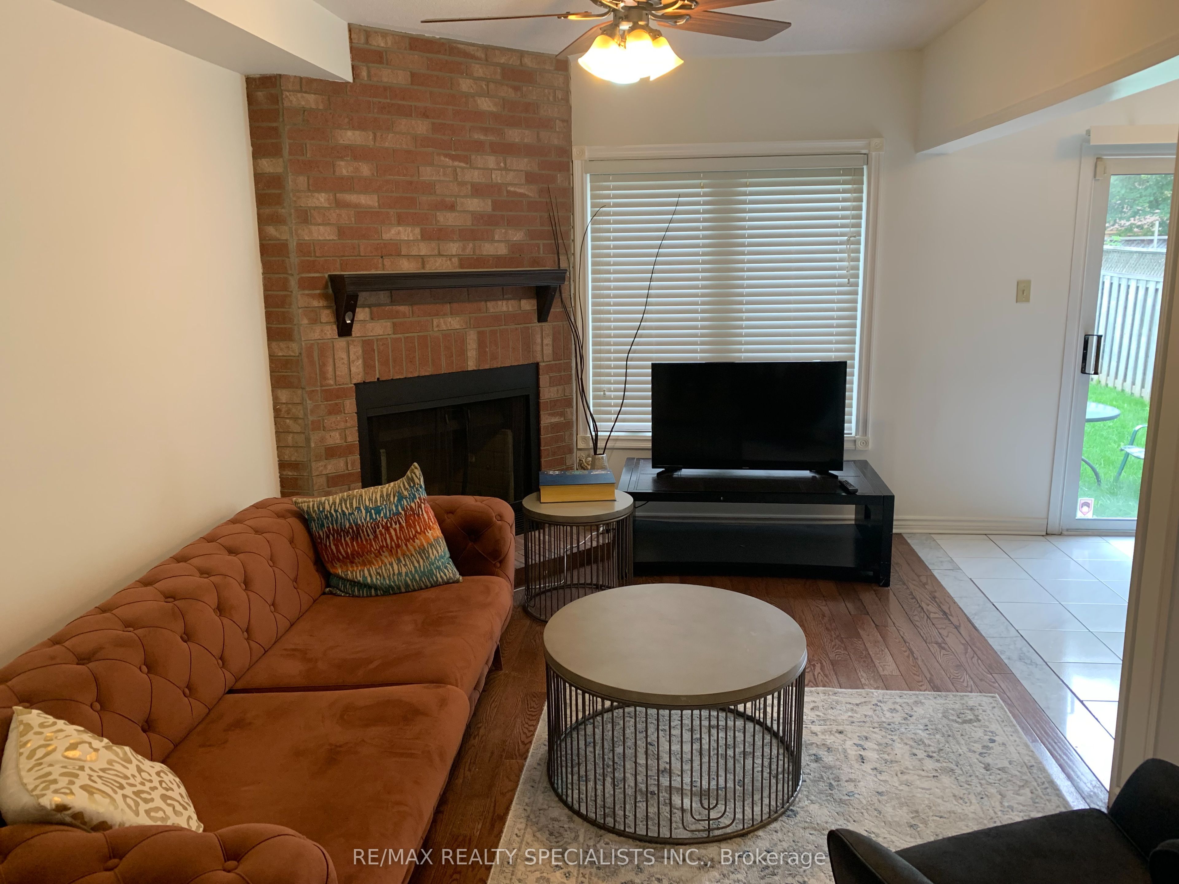 1015 Fernandez Drive Property Photo 3