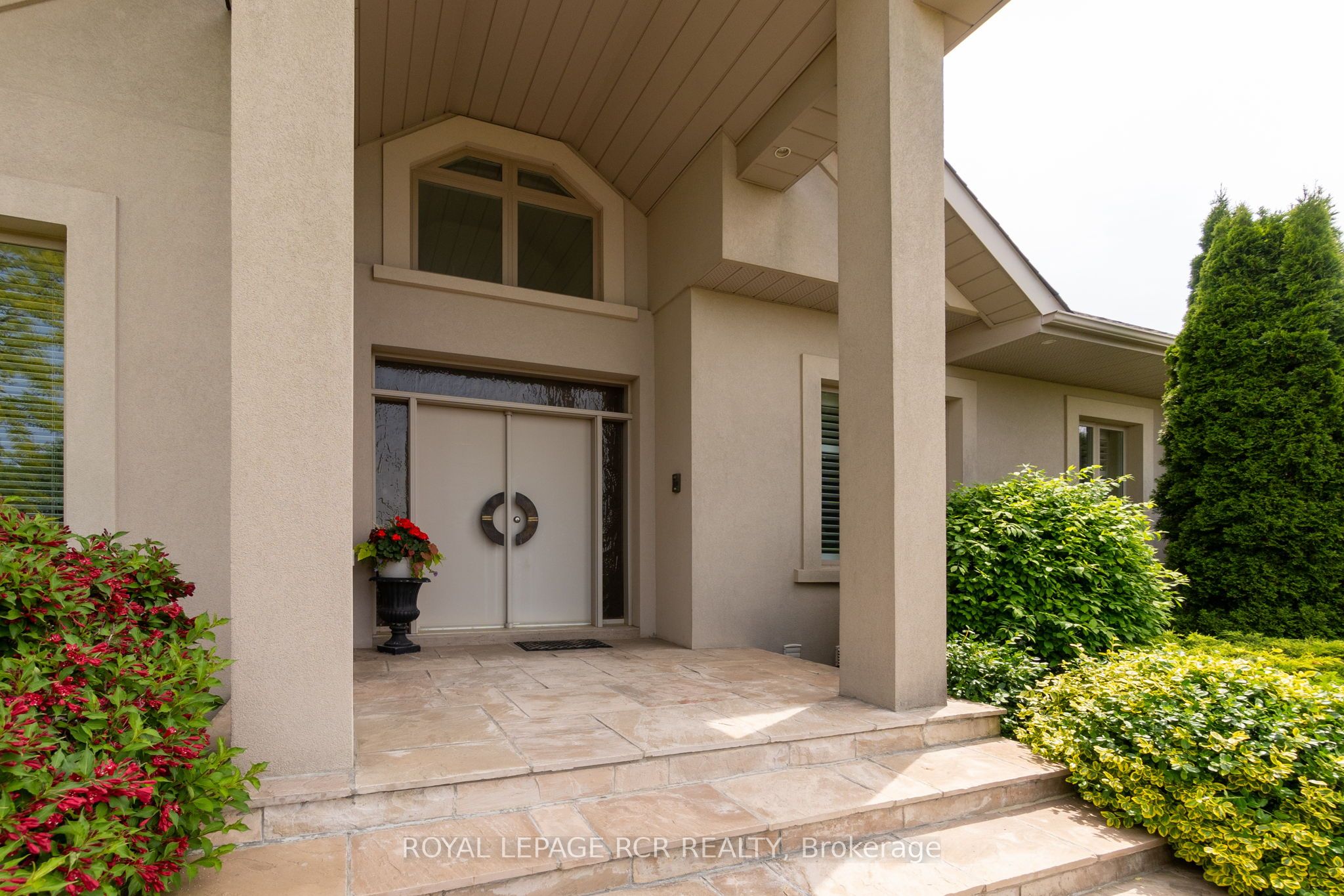 5 Woodlot Court Property Photo 5