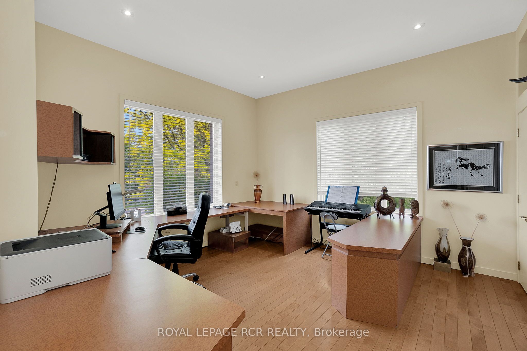 5 Woodlot Court Property Photo 7
