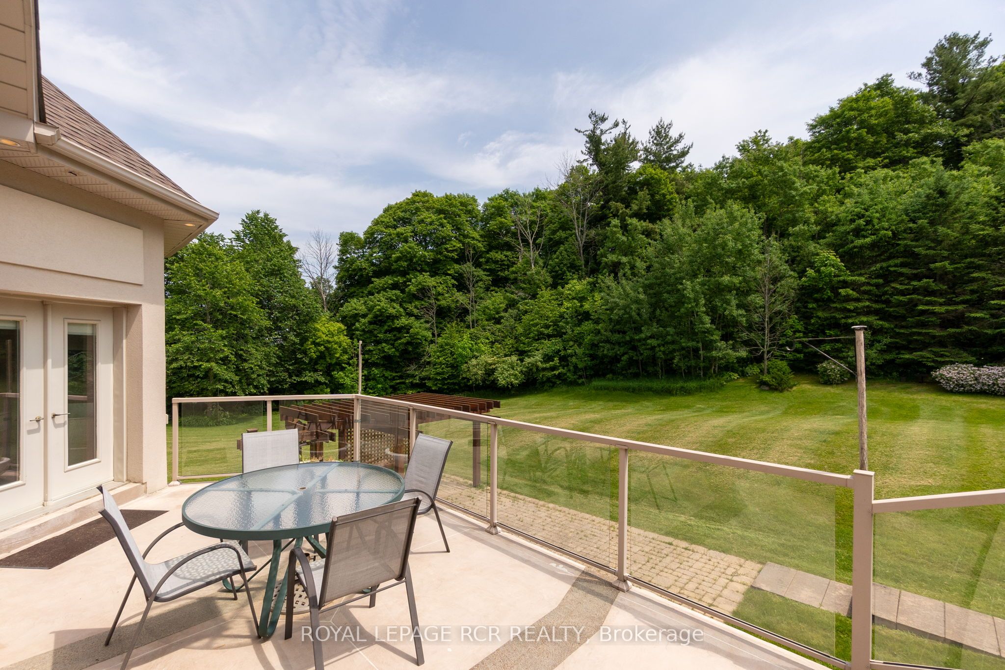 5 Woodlot Court Property Photo 19