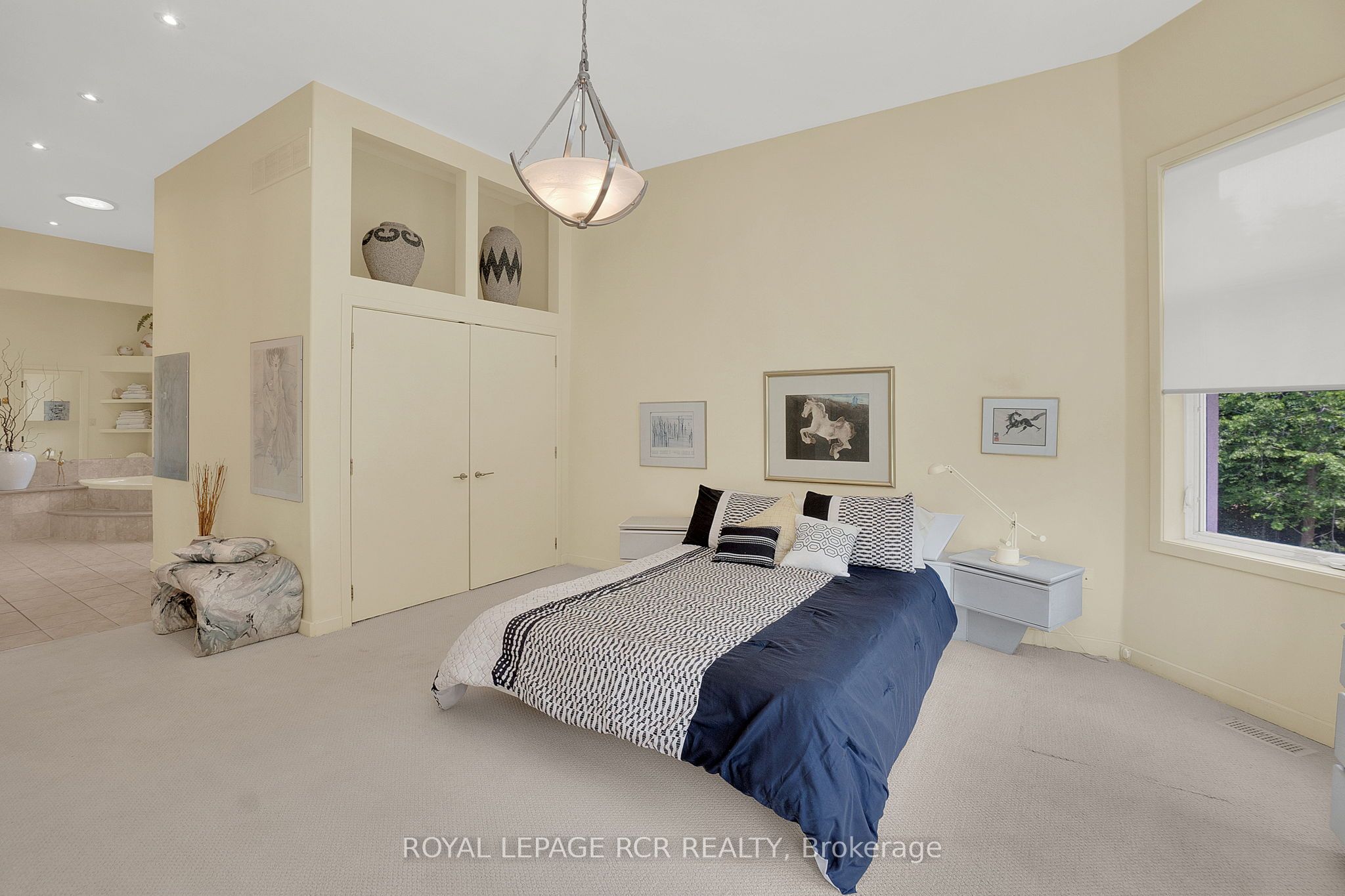5 Woodlot Court Property Photo 22