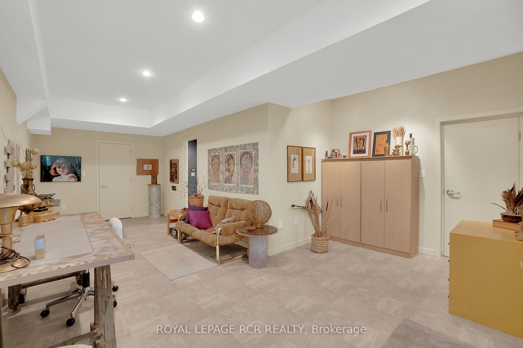 5 Woodlot Court Property Photo 37