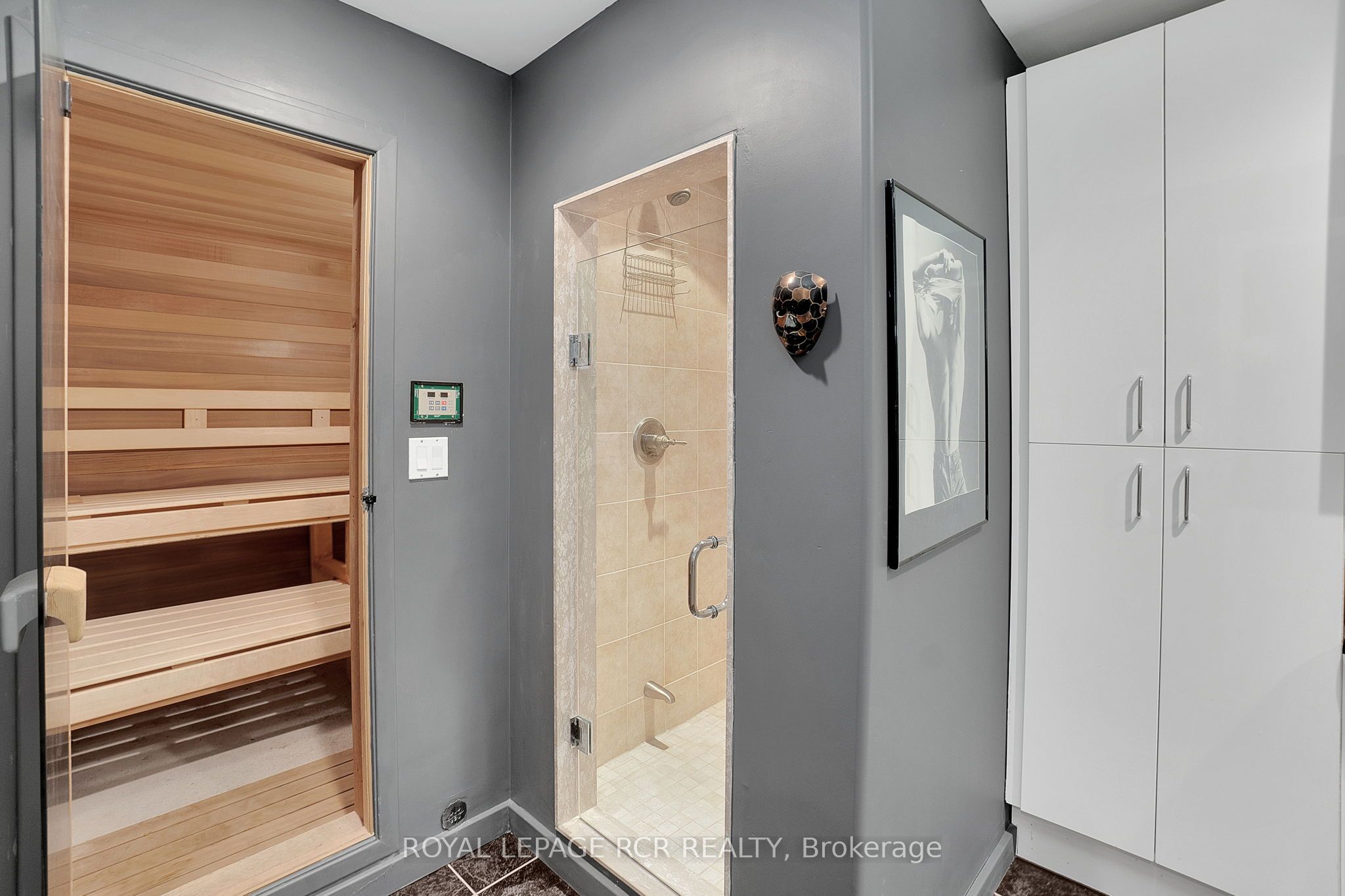 5 Woodlot Court Property Photo 41