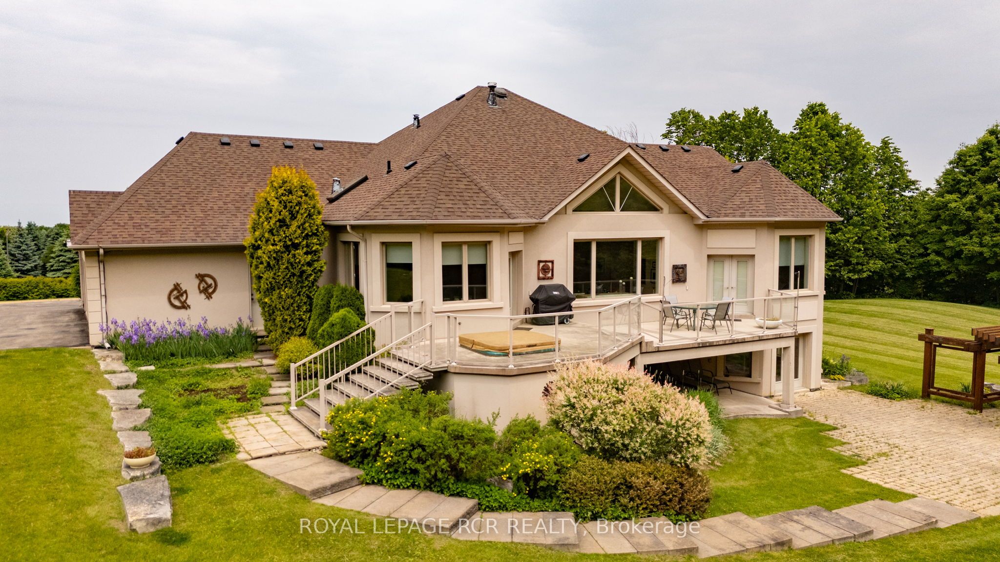 5 Woodlot Court Property Photo 43