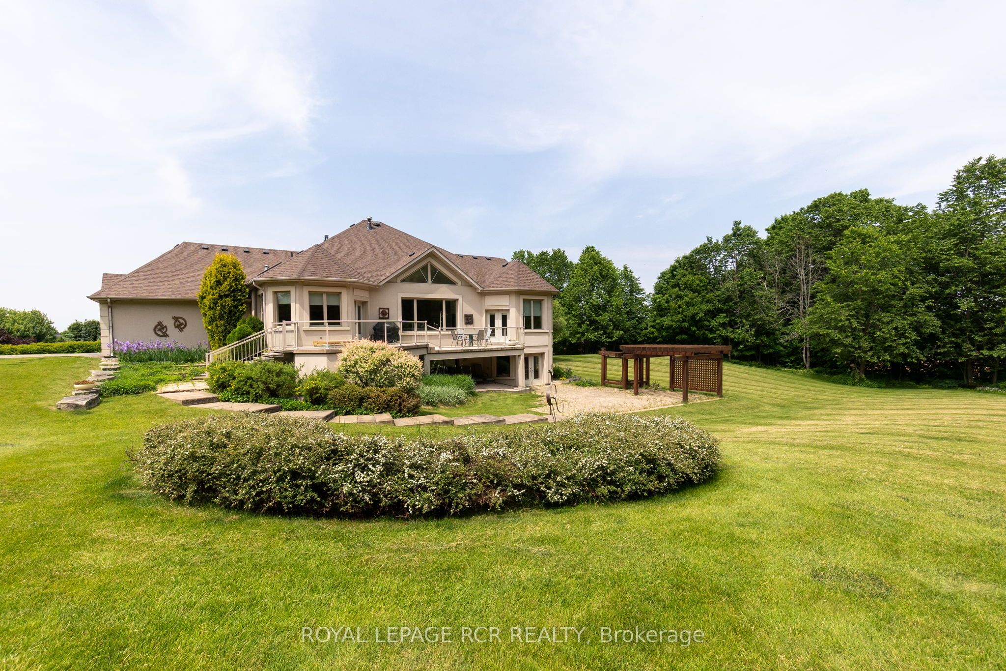 5 Woodlot Court Property Photo 45