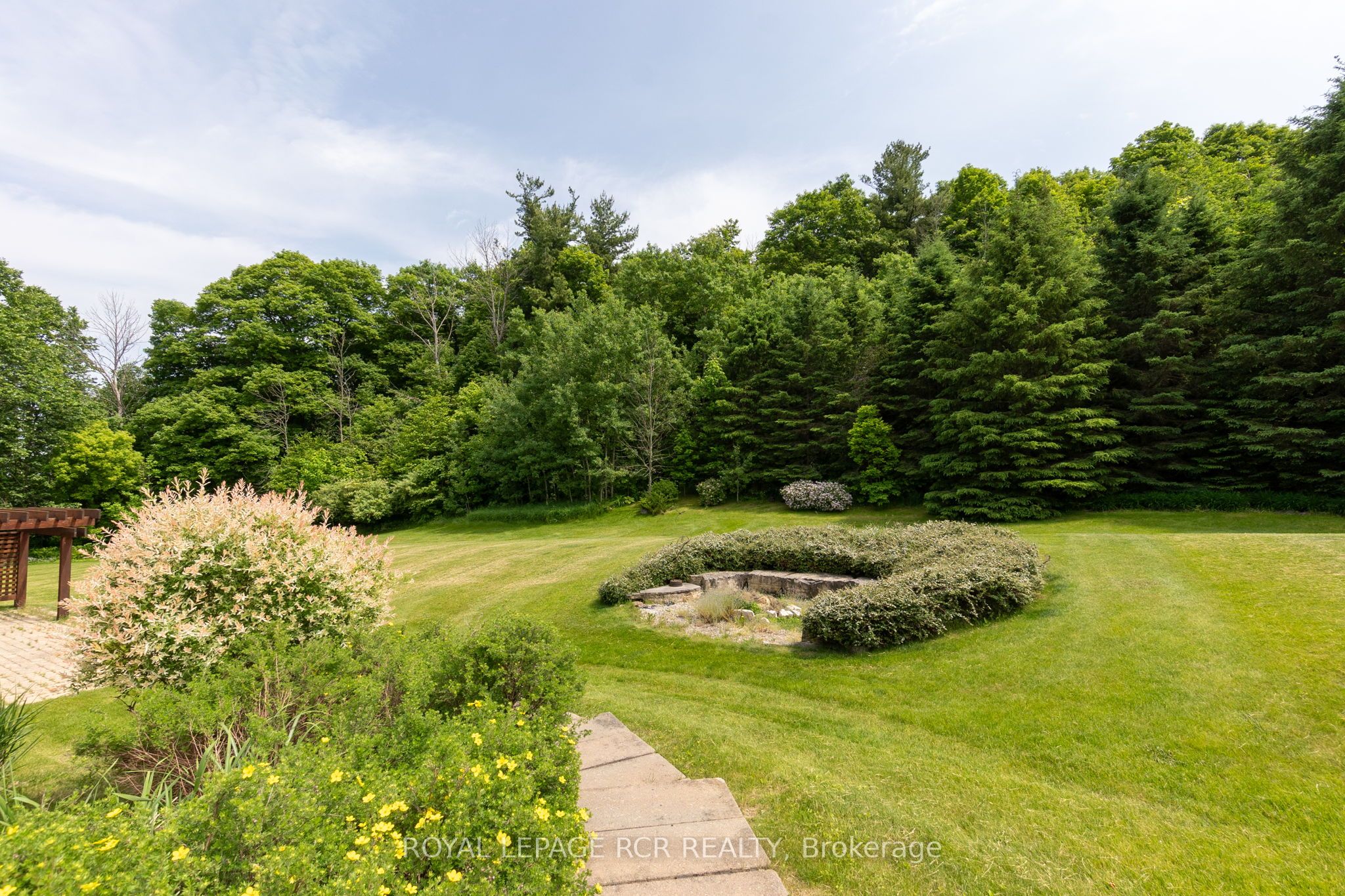 5 Woodlot Court Property Photo 47