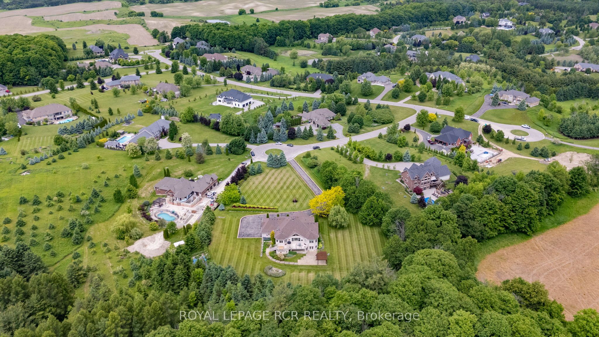 5 Woodlot Court Property Photo 50