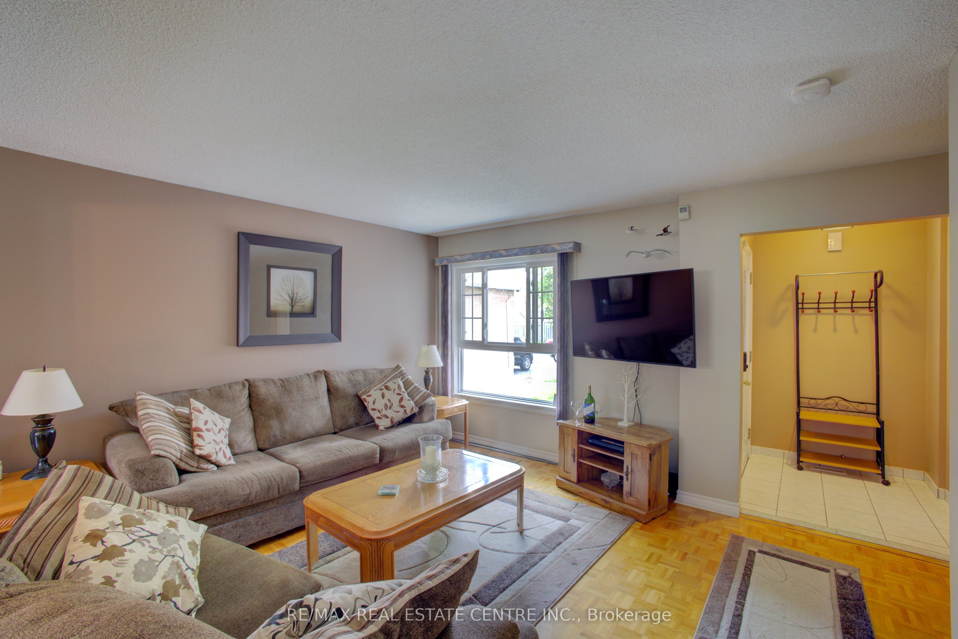 57 Ecclestone Drive Property Photo 7