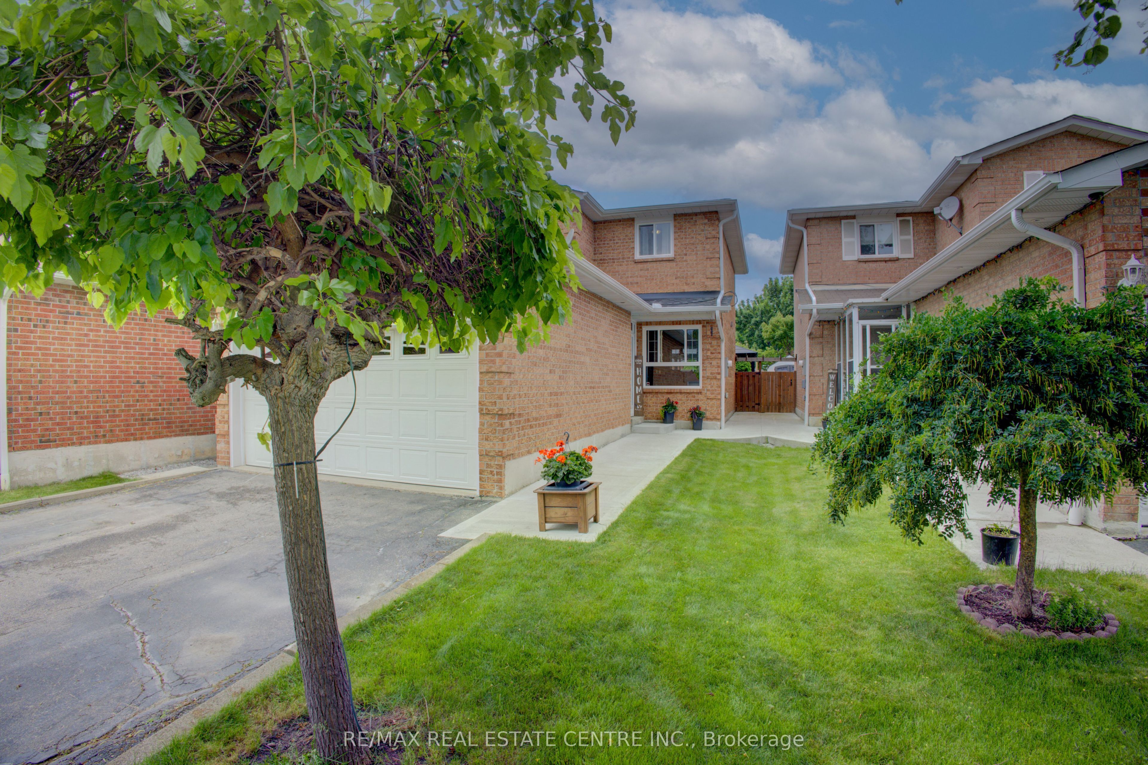 57 Ecclestone Drive Property Photo 40