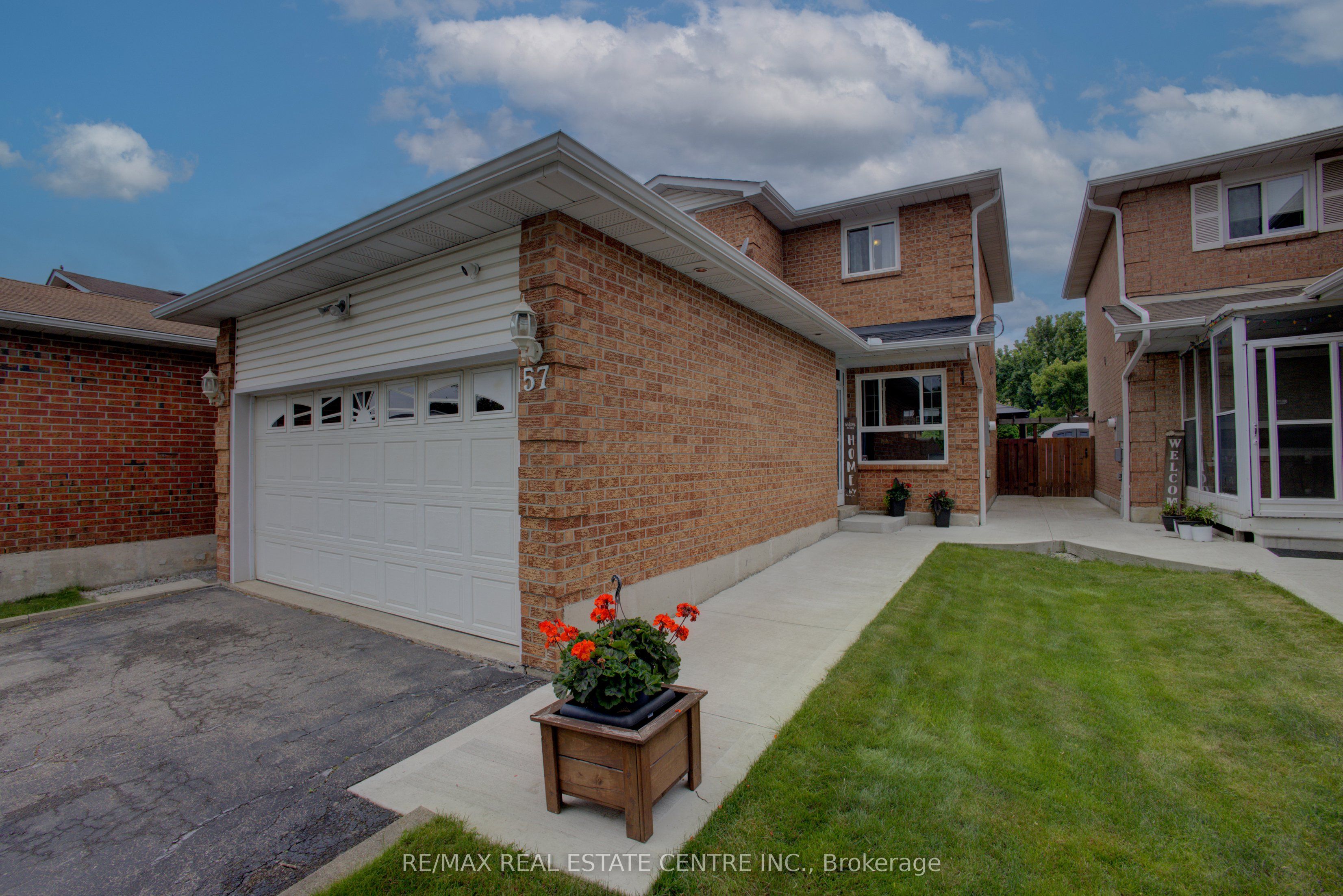 57 Ecclestone Drive Property Photo 41