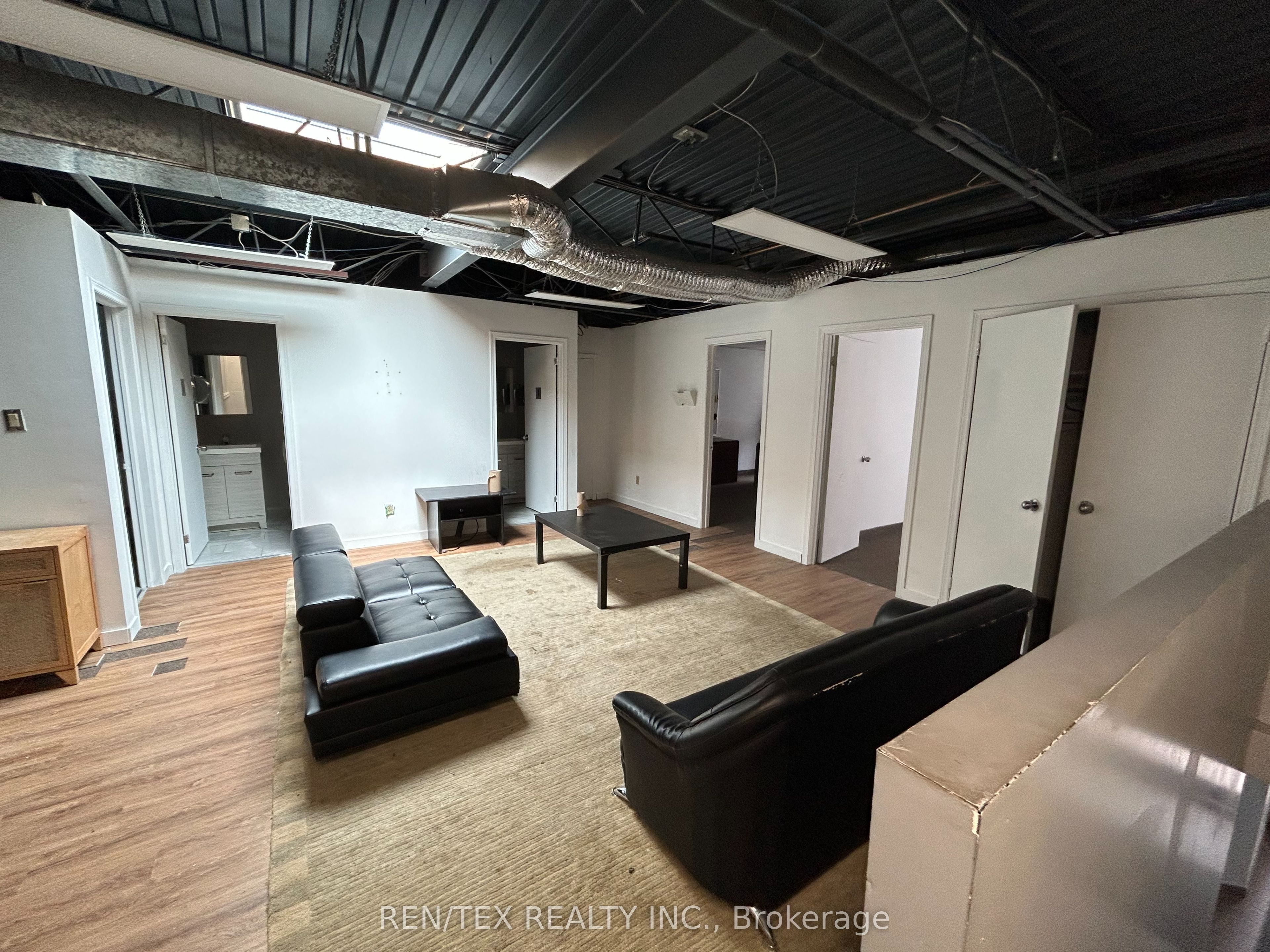 800 Arrow Road 7 Property Photo 4