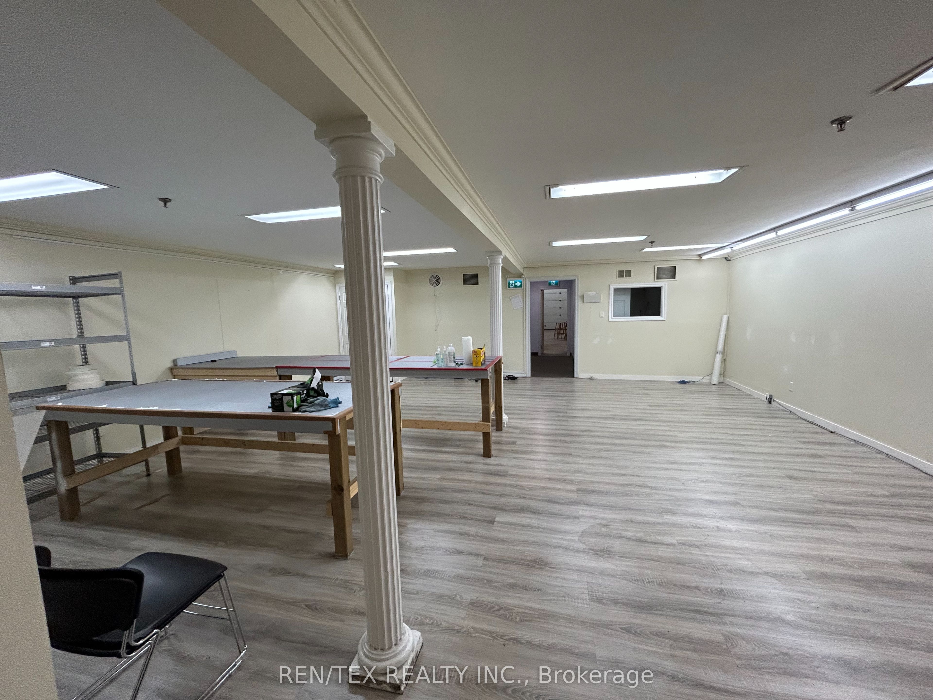 800 Arrow Road 7 Property Photo 6