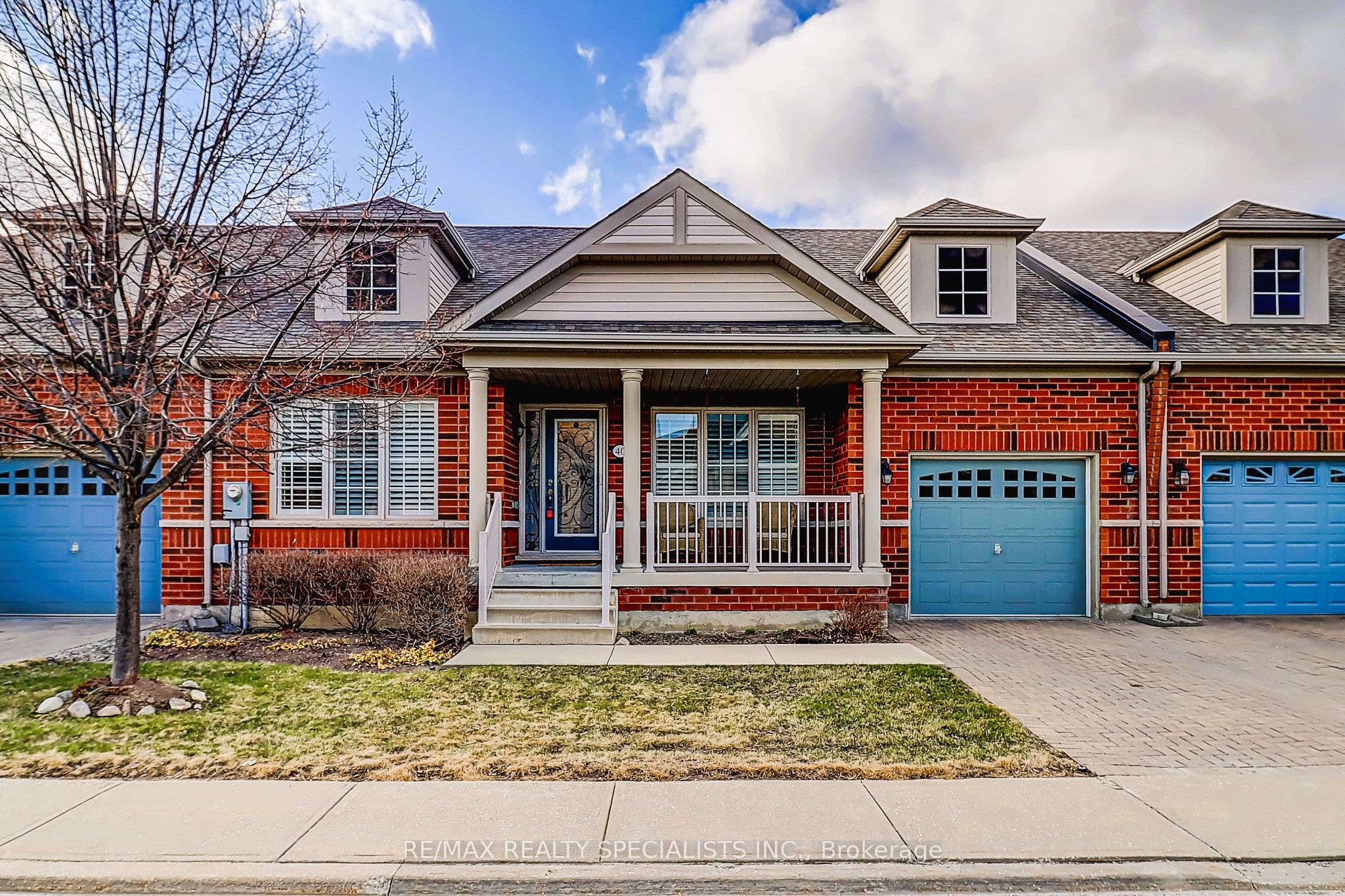 40 Muzzo Drive Property Photo 1