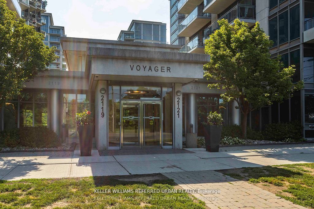 2121 Lake Shore Boulevard W 213 Property Photo 2