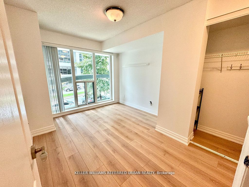 2121 Lake Shore Boulevard W 213 Property Photo 12