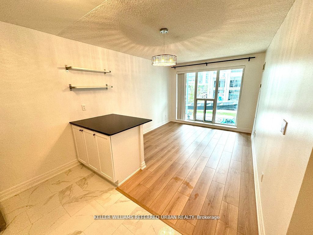 2121 Lake Shore Boulevard W 213 Property Photo 16