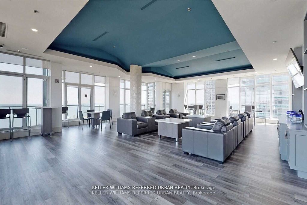 2121 Lake Shore Boulevard W 213 Property Photo 18