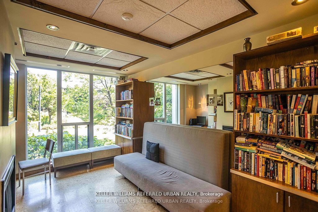 2121 Lake Shore Boulevard W 213 Property Photo 29