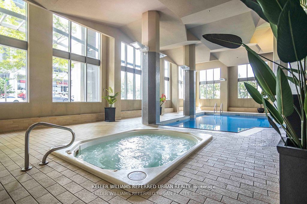 2121 Lake Shore Boulevard W 213 Property Photo 30