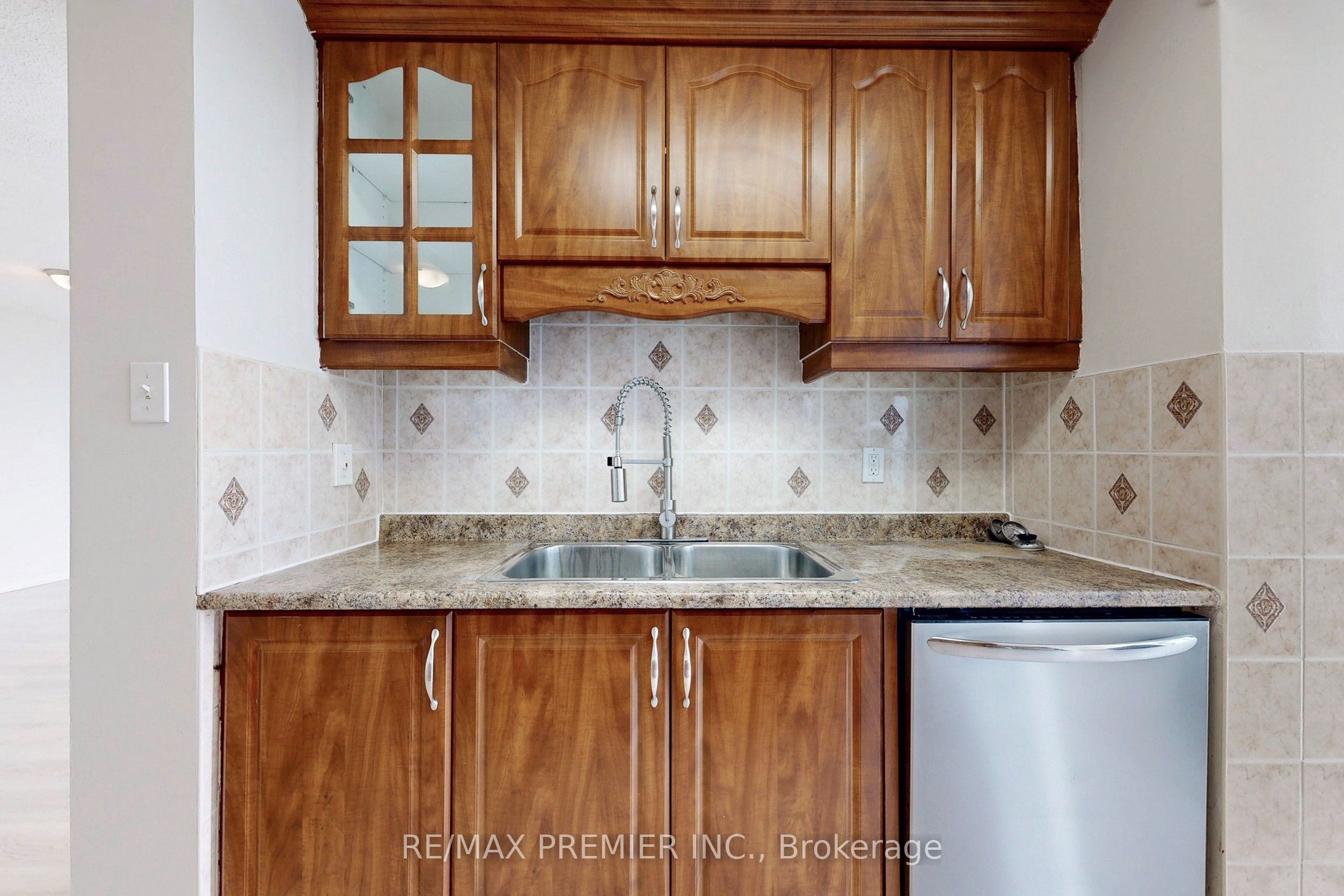 3 Rowntree Road 1406 Property Photo 16