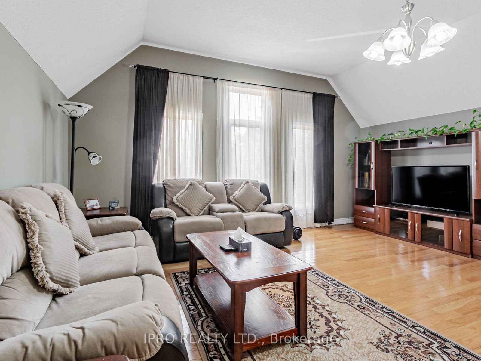 3364 Ingram Road Property Photo 17